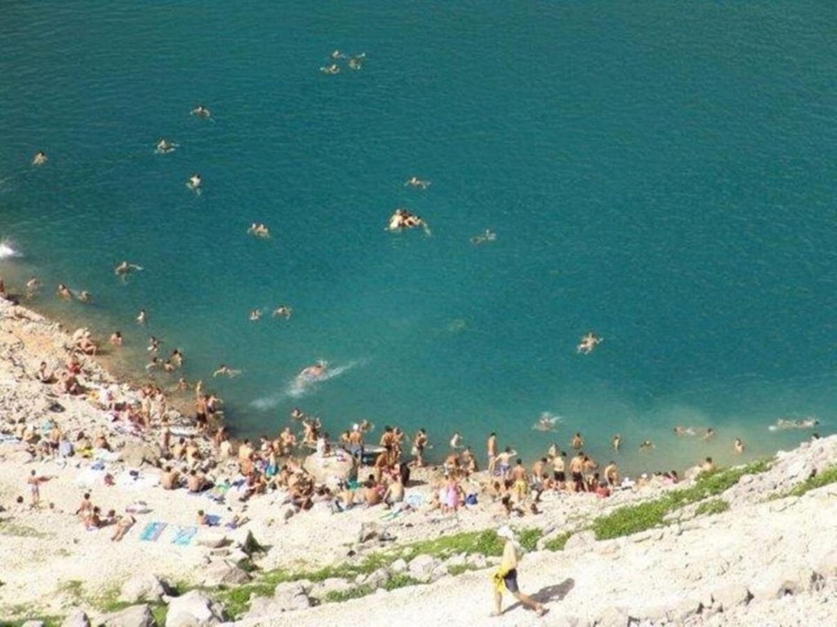 Dvori Stipanovi With Heated Pool And Jacuzzi Donje Rascane Exterior foto